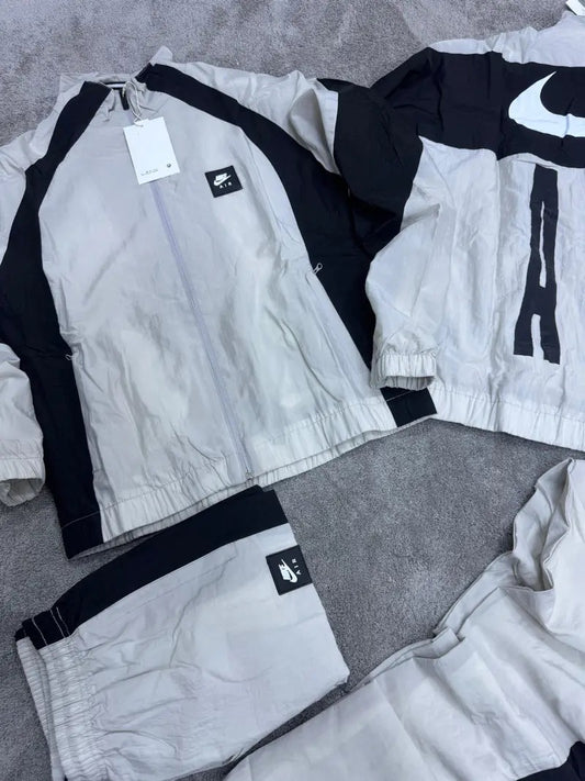 Conjunto Nike Air Blanco y Negro
