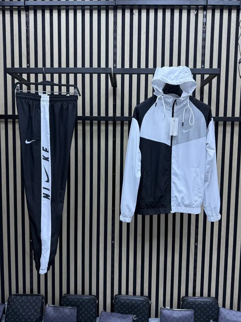 Conjunto Nike Negro y Blanco